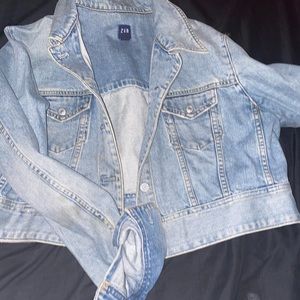 Denim Washed GAP Cropped Jean Jacket